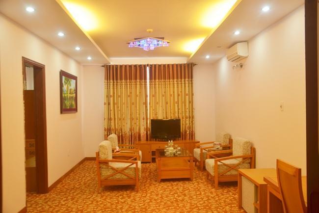 Huu Nghi Hotel Quang Tri Khe Sanh Exteriör bild
