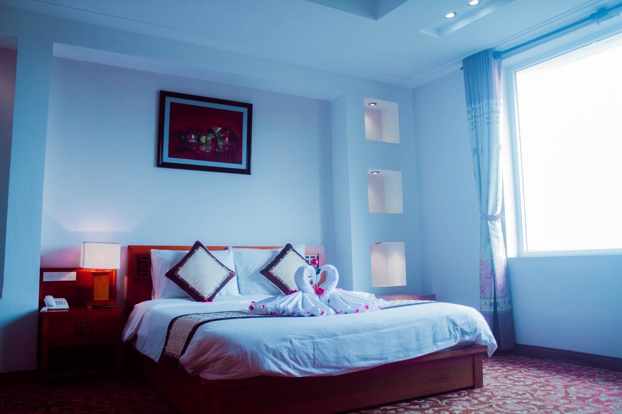 Huu Nghi Hotel Quang Tri Khe Sanh Exteriör bild